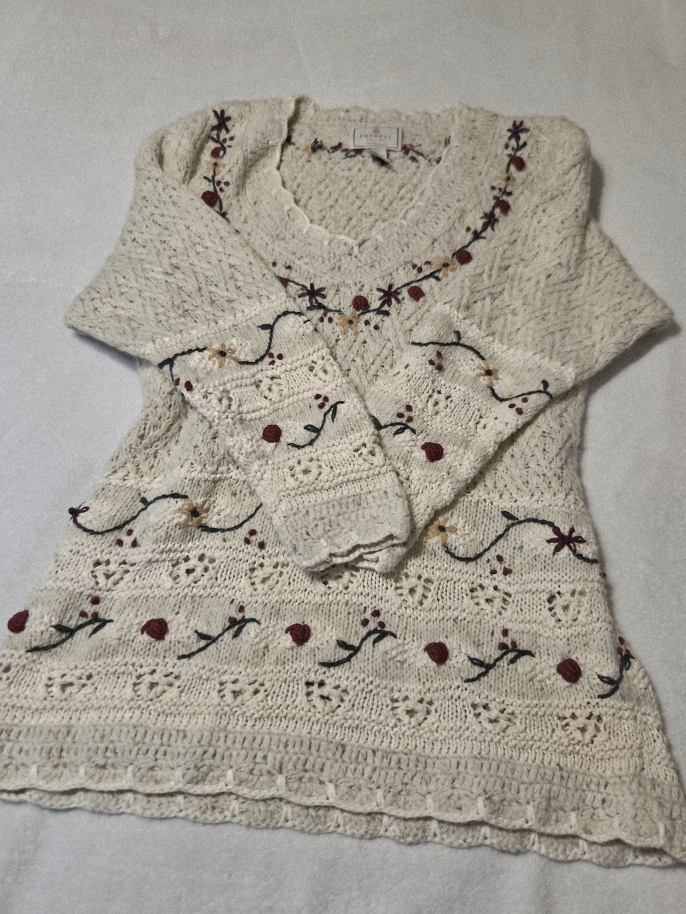 Vintage Express Tricot Hand Knit Floral Embroidered Sweater L Angora 90s Cottage